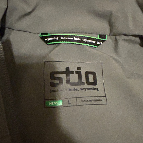 Stio Men's Fernos Insulated Vest Large - Picture 5 of 6